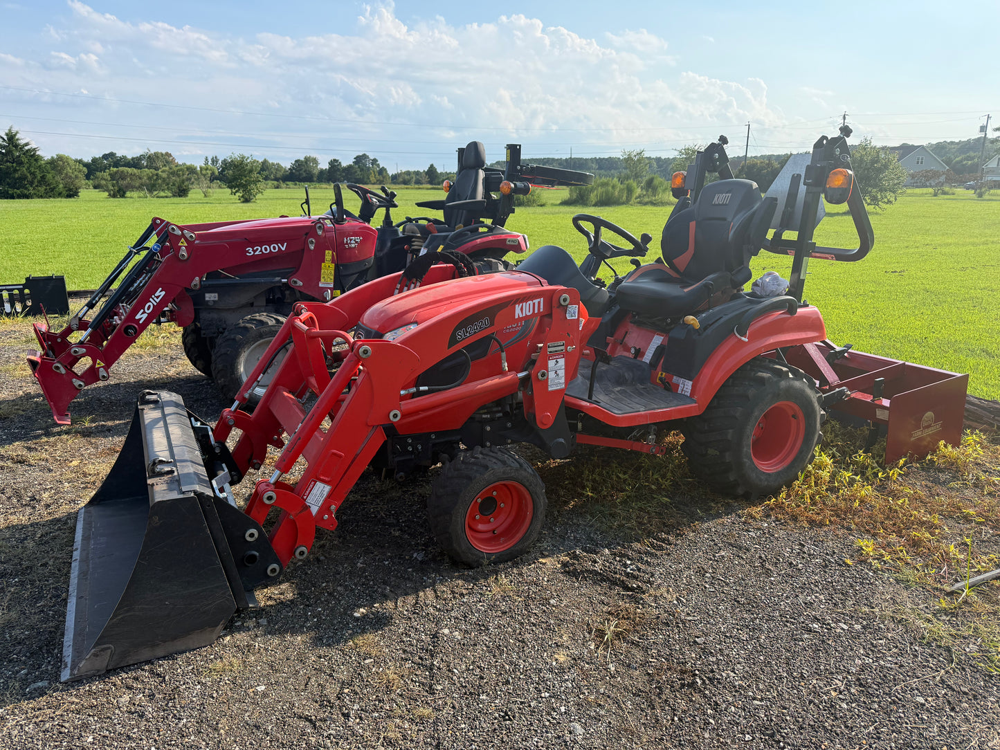 Kioti CS2220 W/ 4' Box Blade